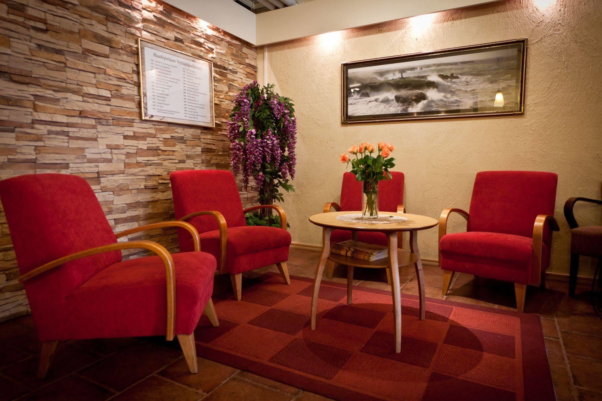 Samantta Hotel & Restaurant Haukipudas Εξωτερικό φωτογραφία