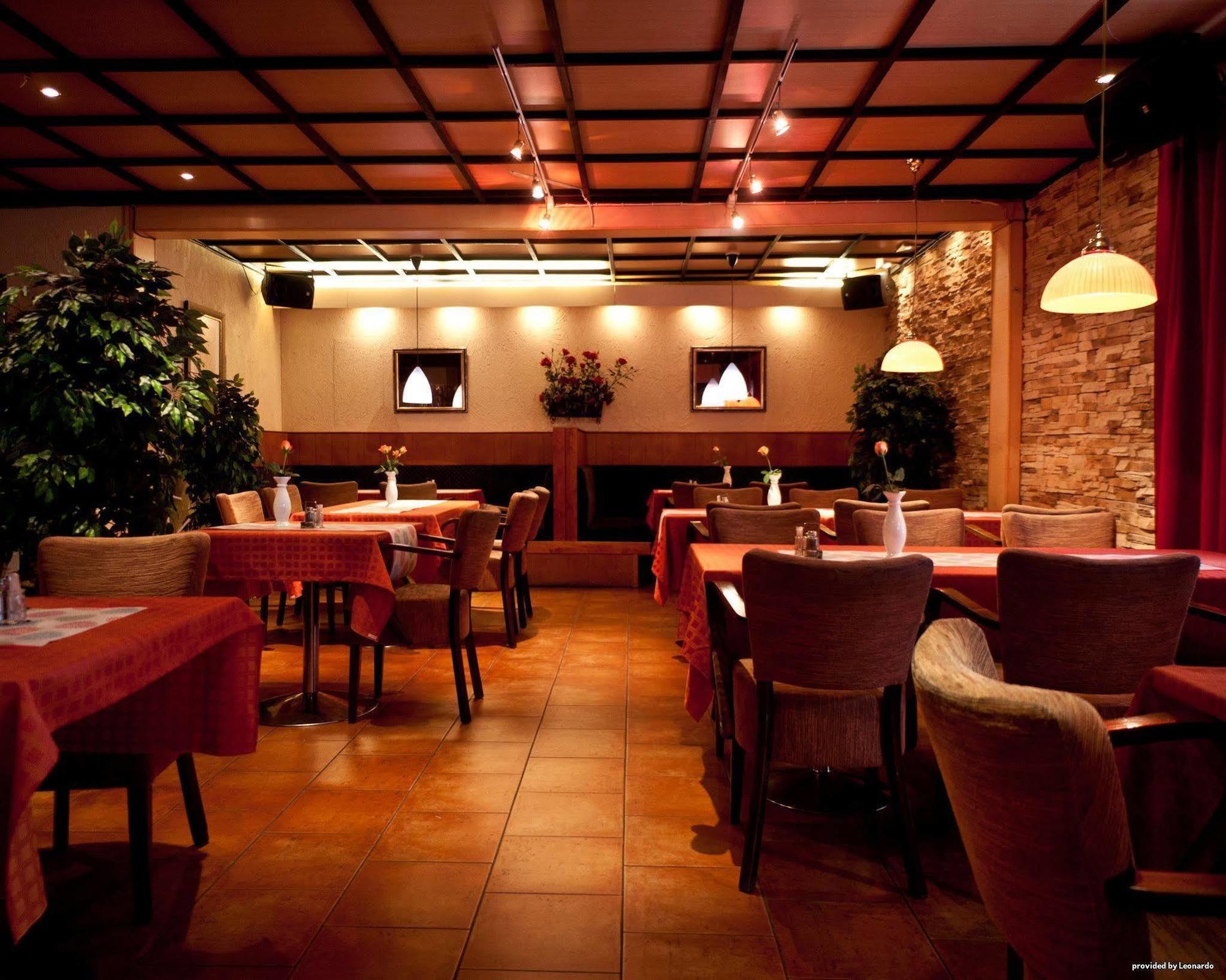 Samantta Hotel & Restaurant Haukipudas Εξωτερικό φωτογραφία