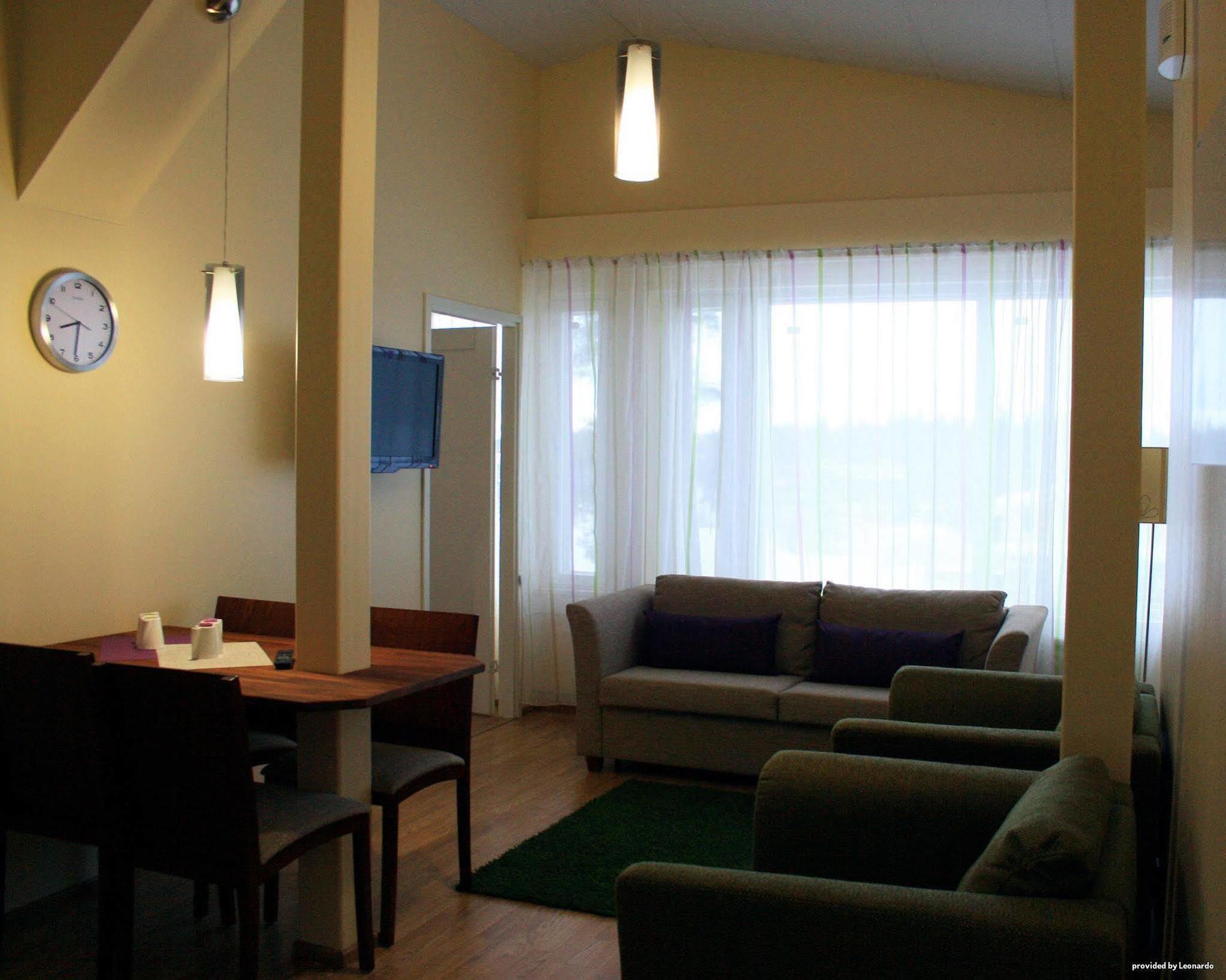 Samantta Hotel & Restaurant Haukipudas Εξωτερικό φωτογραφία