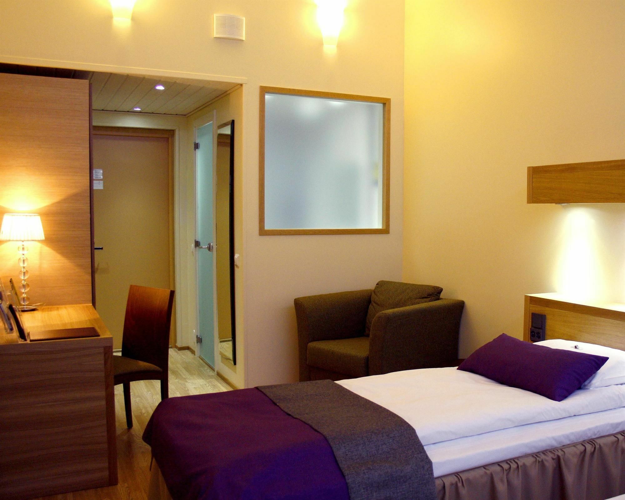 Samantta Hotel & Restaurant Haukipudas Εξωτερικό φωτογραφία