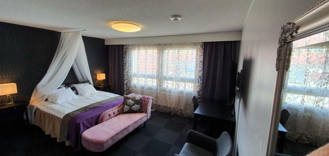 Samantta Hotel & Restaurant Haukipudas Εξωτερικό φωτογραφία