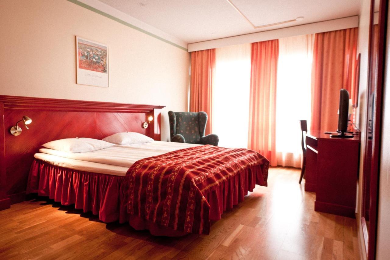 Samantta Hotel & Restaurant Haukipudas Δωμάτιο φωτογραφία